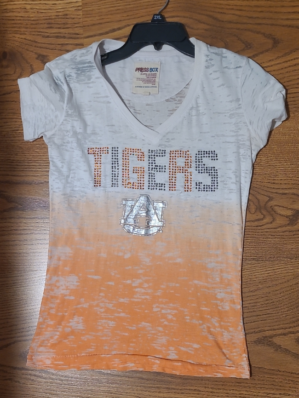 Press Box Auburn Tigers Ombre Short Sleeve V-Neck Tee - Orange/White